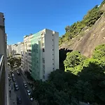 Flat Moderno Em Copacabana